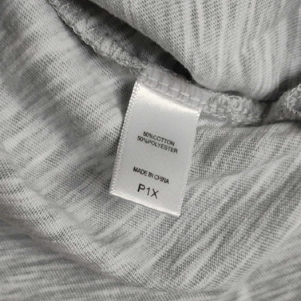 Muk Luks Light Heathered Gray V-Neck Activewear T-Shirt Plus Size P1X Athleisure - Picture 7 of 9